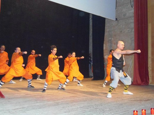 Espectáculo KungFu Escuela Shaoling - Torrijos 2012 Espectáculo KungFu Escuela Shaoling - Torrijos 2012
