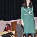Carpe Diem - La Ratonera - Imagen escena llegada del sargento